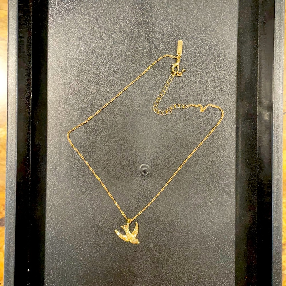 Women’s necklace